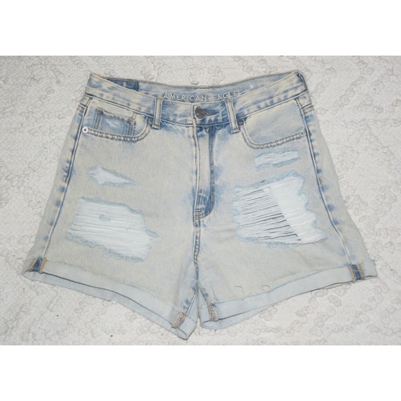 PRICE REDUCED- American Eagle Mom Short Ripped White Wash Size 0 - Picture 1 of 2
